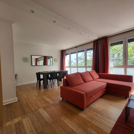Spacious And Comfortable Apartment - Perfect For Families & Friends - Near Public Transportation มงต์รูช ภายนอก รูปภาพ
